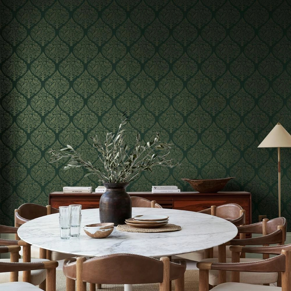 Angol dekor tapéta csillámos fa mintával sötétzöld színben