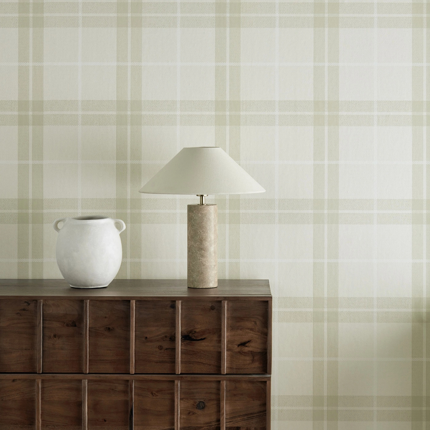 Angol design tapéta beige színben skótkockás mintával