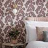 Angol design tapéta leveles inda mintával rózsaszín és bordó színben