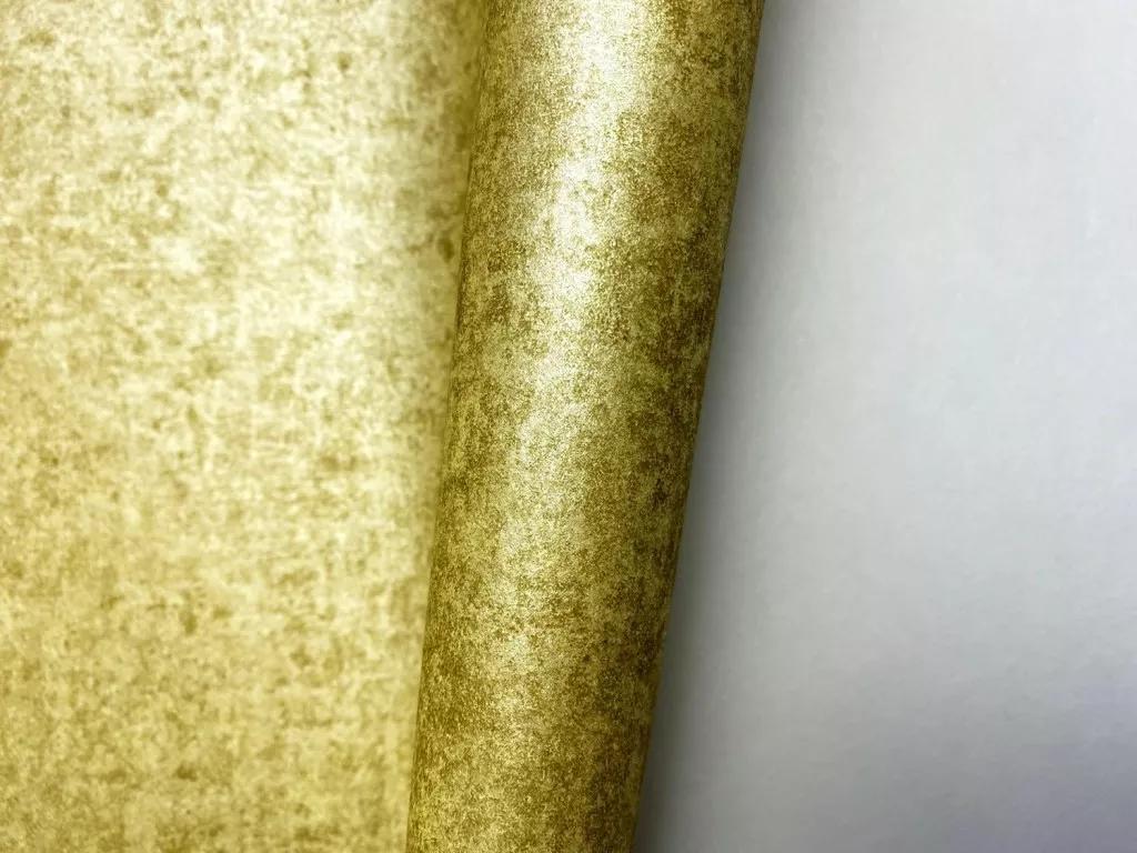 Arany egyszínű fényes metál felületű vlies tapéta