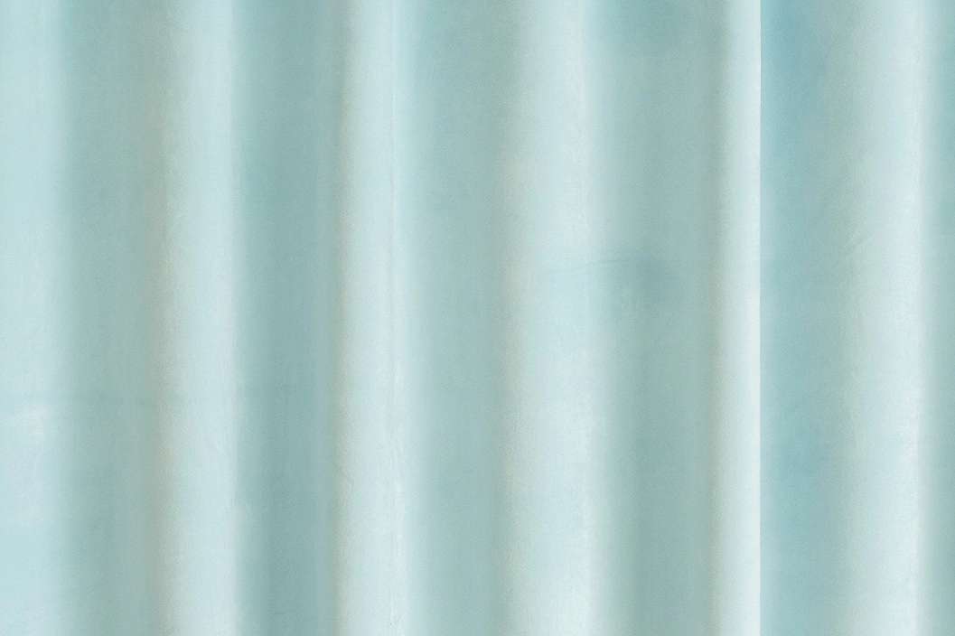 Bársonyos érintésű 150cm széles élénk kék sötétítő függöny textil anyag