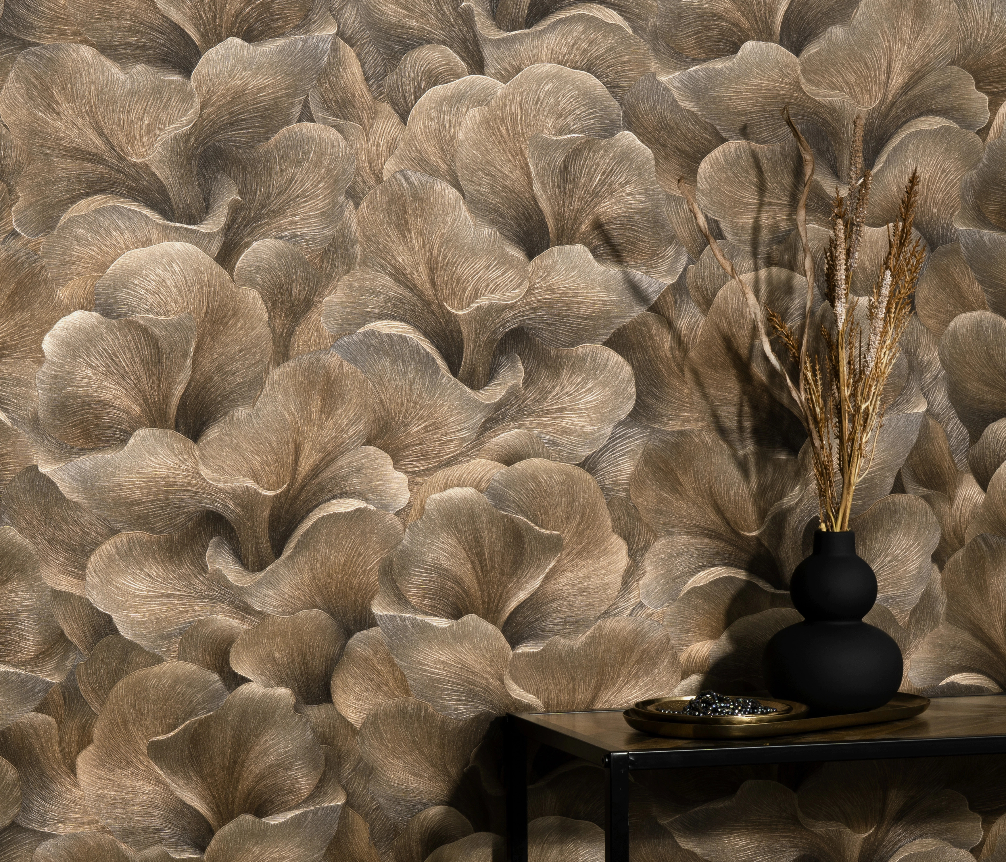 Bronz vinyl tapéta stilizált levél mintával