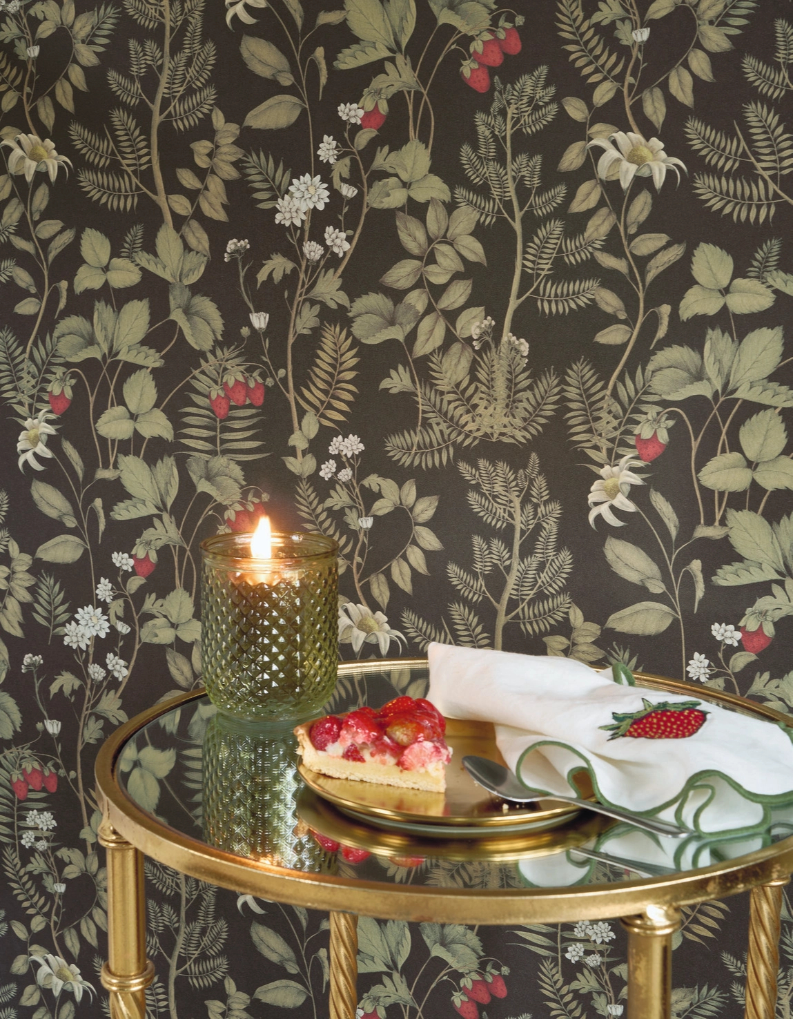 Dekor tapéta epermező mintával fekete és zöld színben