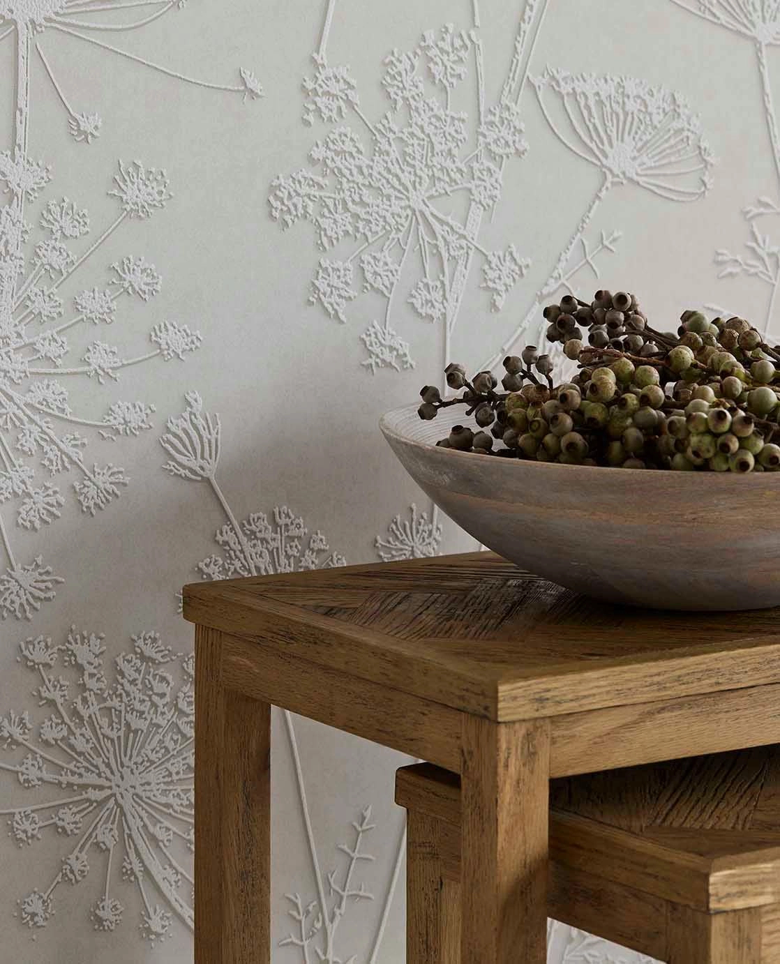 Dekor tapéta ezüst, világos szürke színű bodzavirág mintával