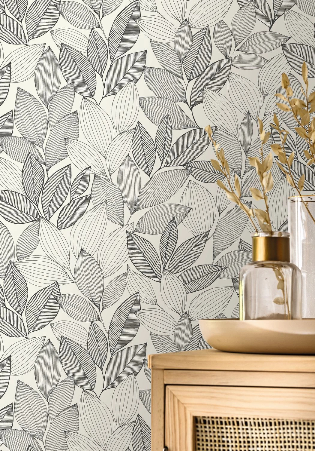 Dekor tapéta falevél mintával fekete-törtfehér színben