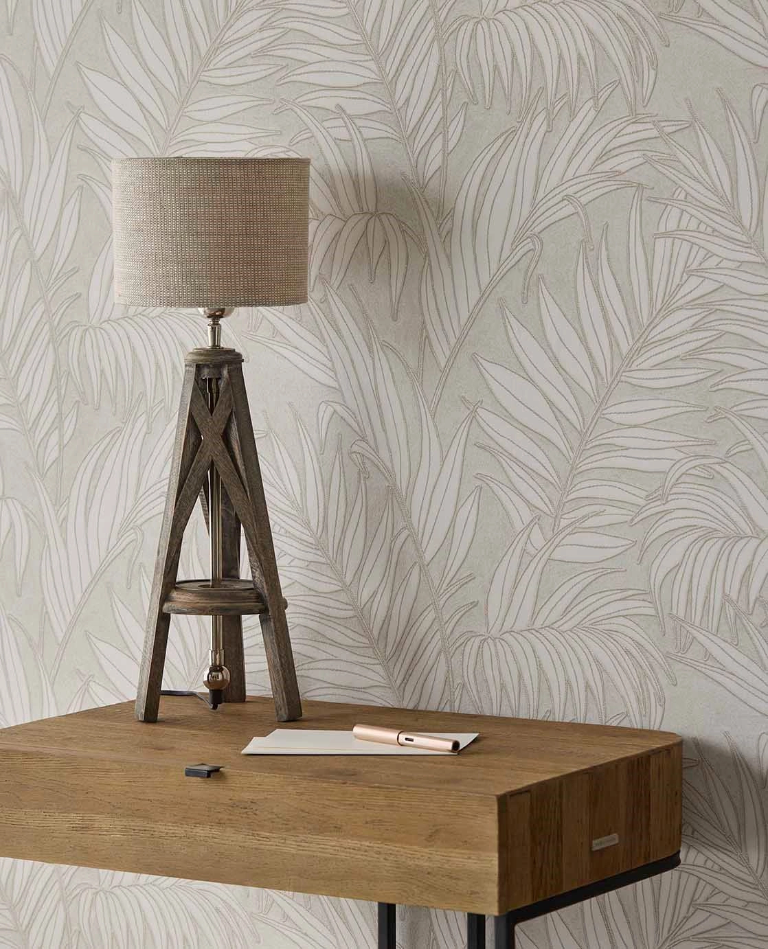 Dekor tapéta fényes beige és homokbarna színű kókusz pálmafa leveles mintával