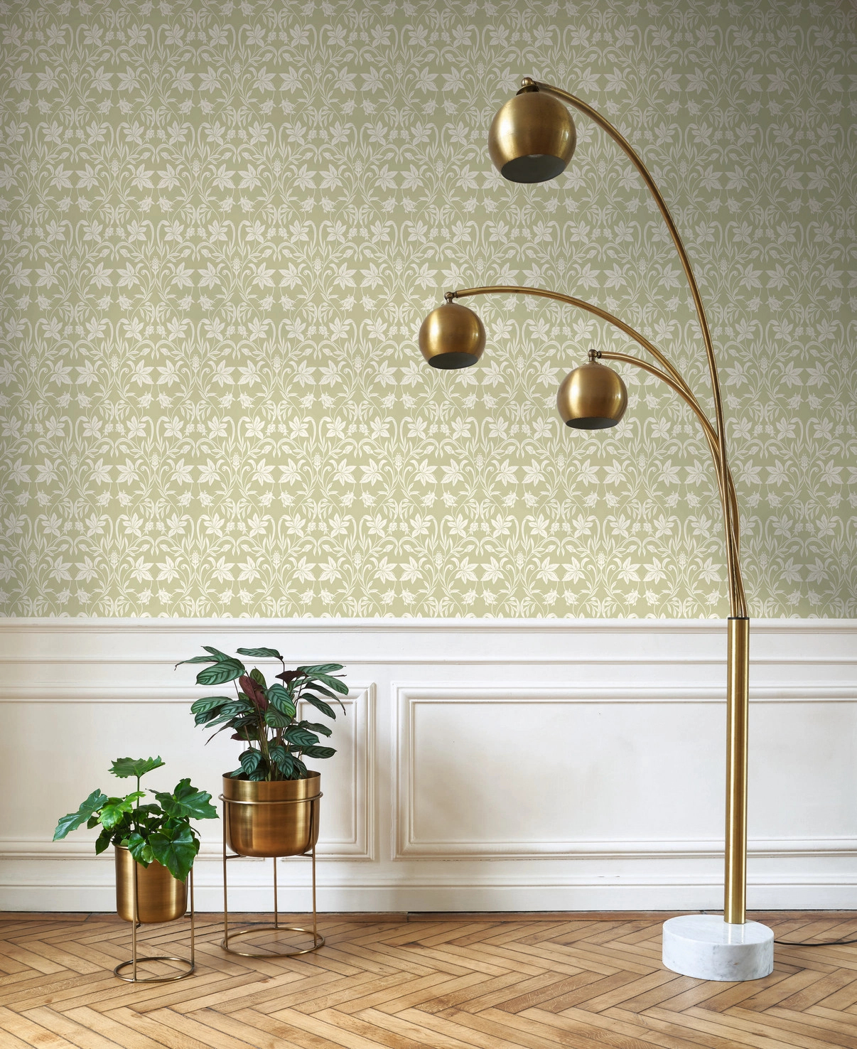 Dekor tapéta kankalin sziluett mintával zsályazöld és krém színben