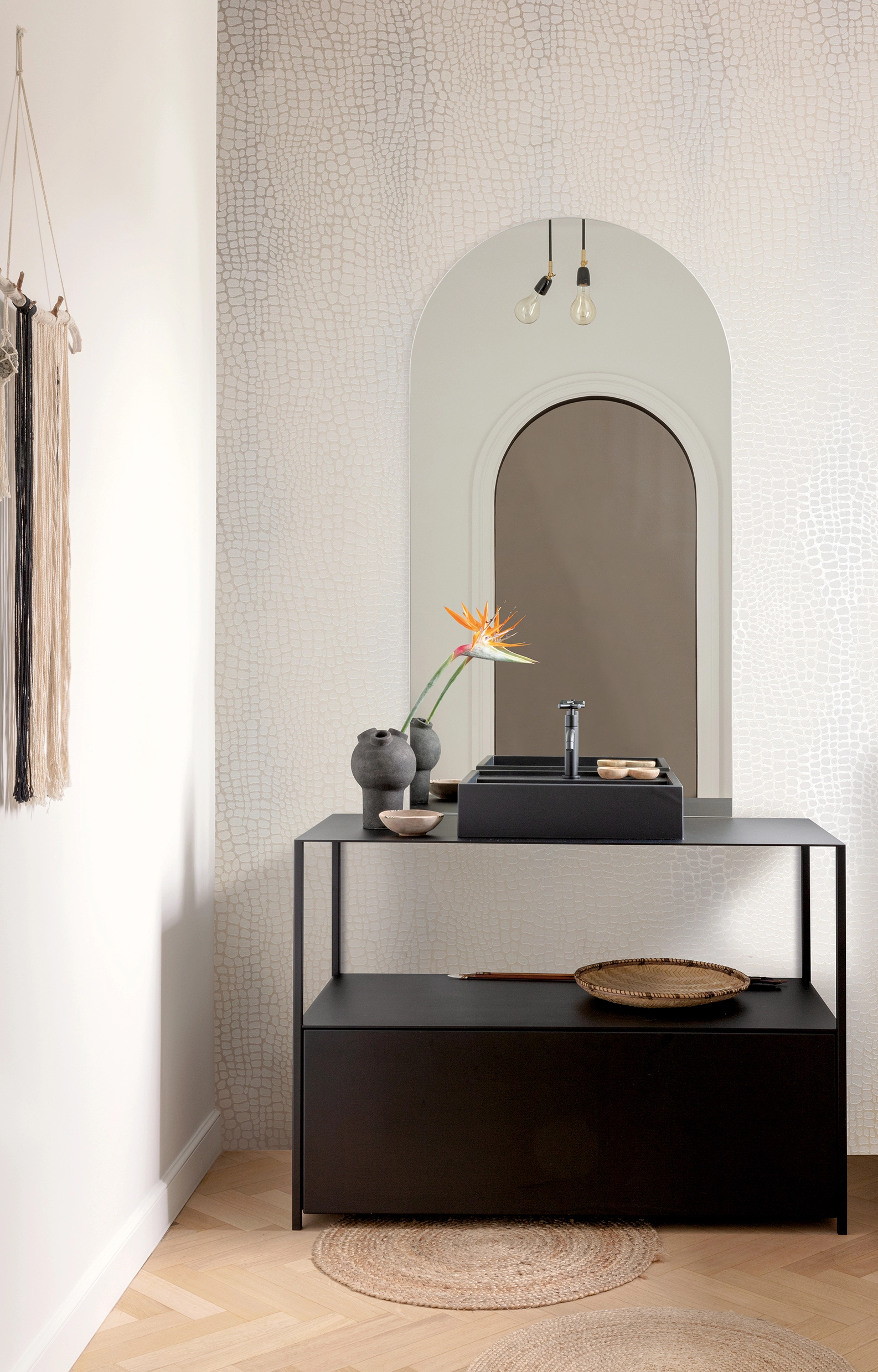 Design tapéta bőrhatásu mintával fehér színben