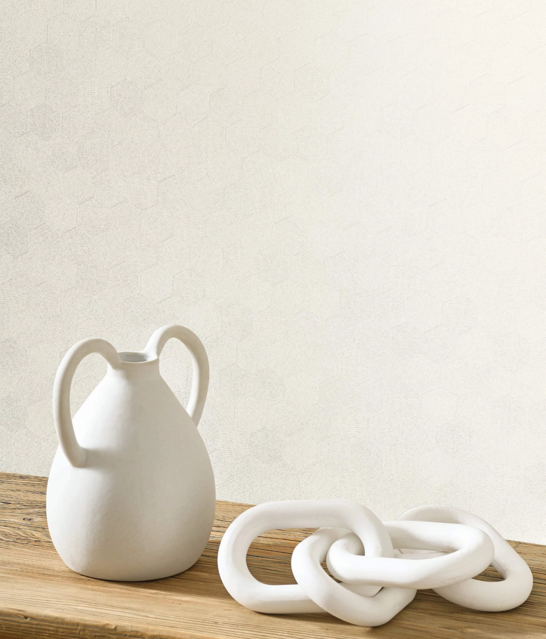 Design tapéta hatszög mintával matt krém színben