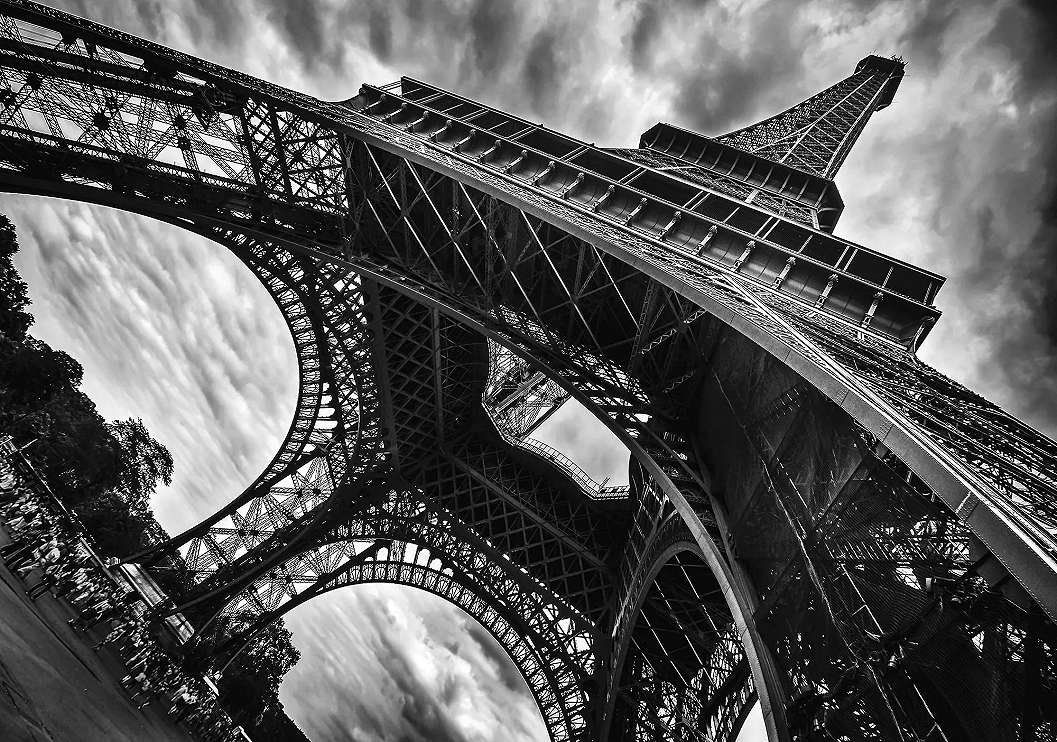 Eiffel torony Párizs fali poszter fekete fehér színben 368x254 vlies
