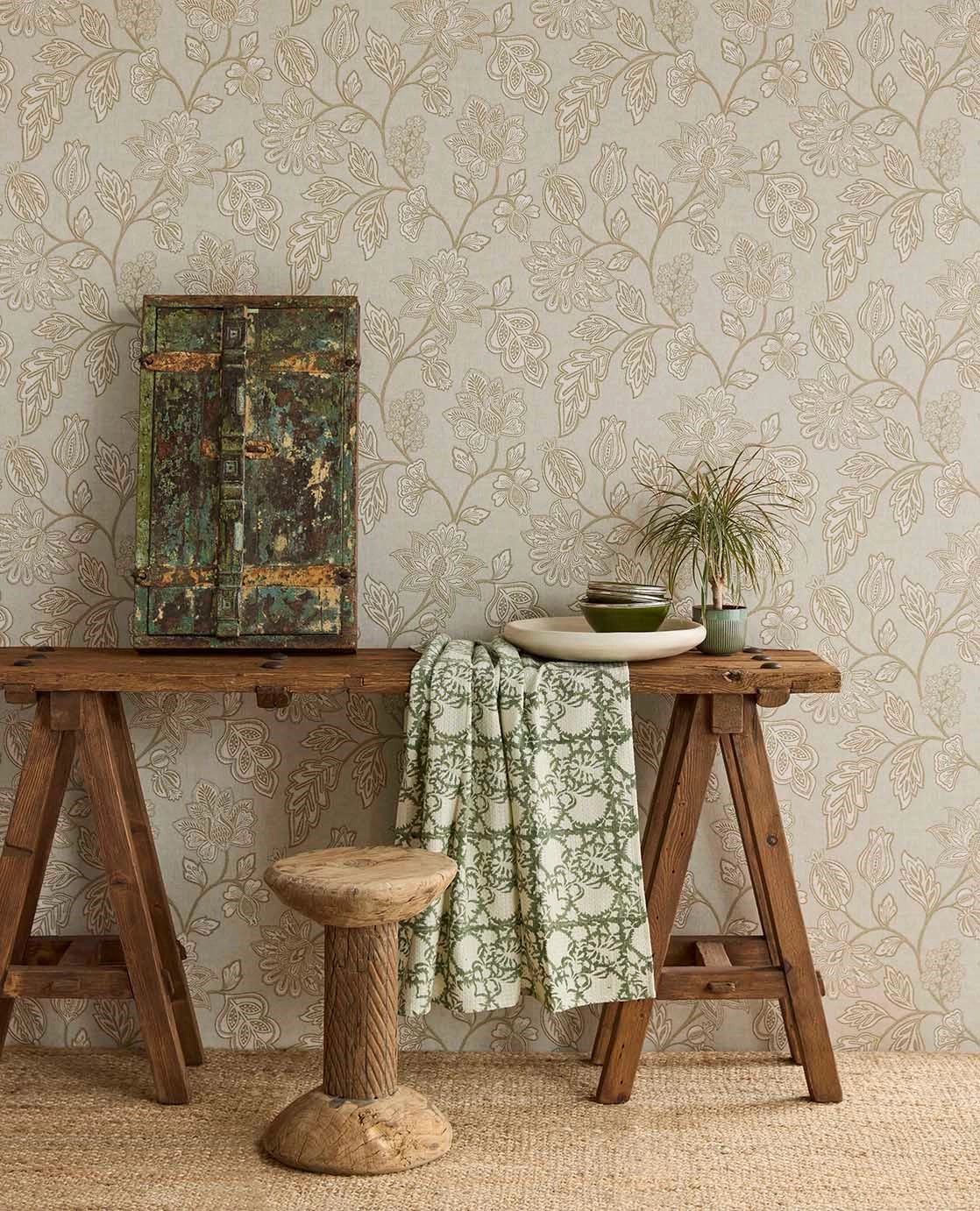 Eijffinger virágzófa mintás szürkészöld színű vinyl design tapéta