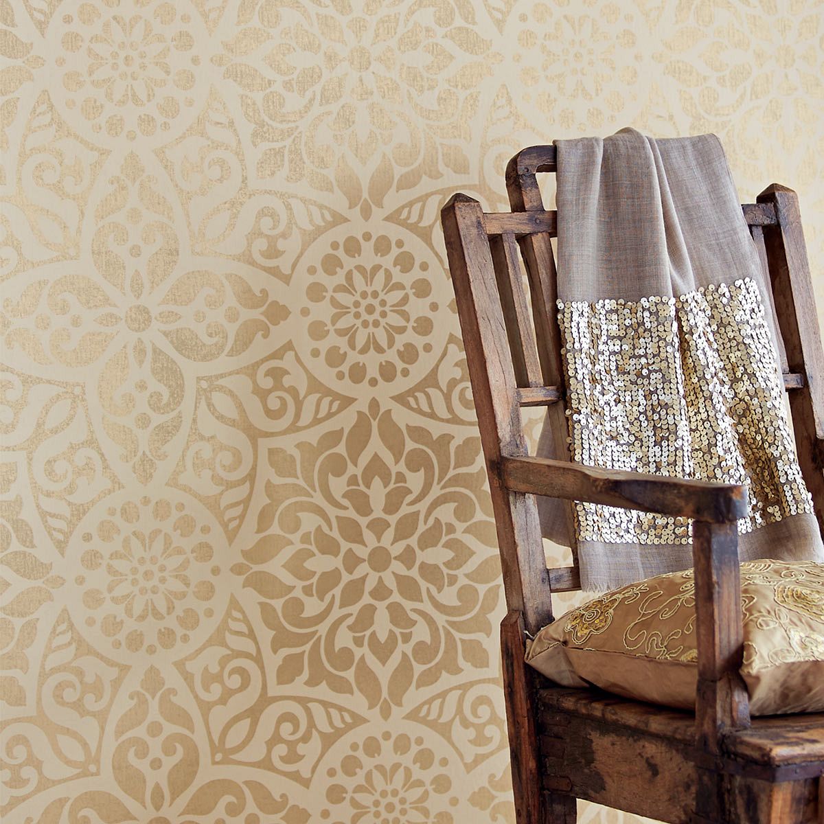 Eijjfinger Yasmin meleg beige színű orientális stílusú tapéta.