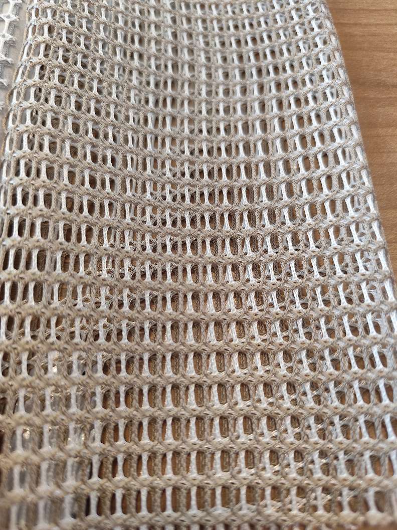 Elegáns fényes háló mintás deisng függöny textil beiges barna és fehér színben