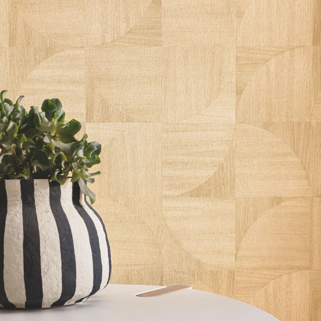 Fahatású geometrikus mintás design tapéta beige színben