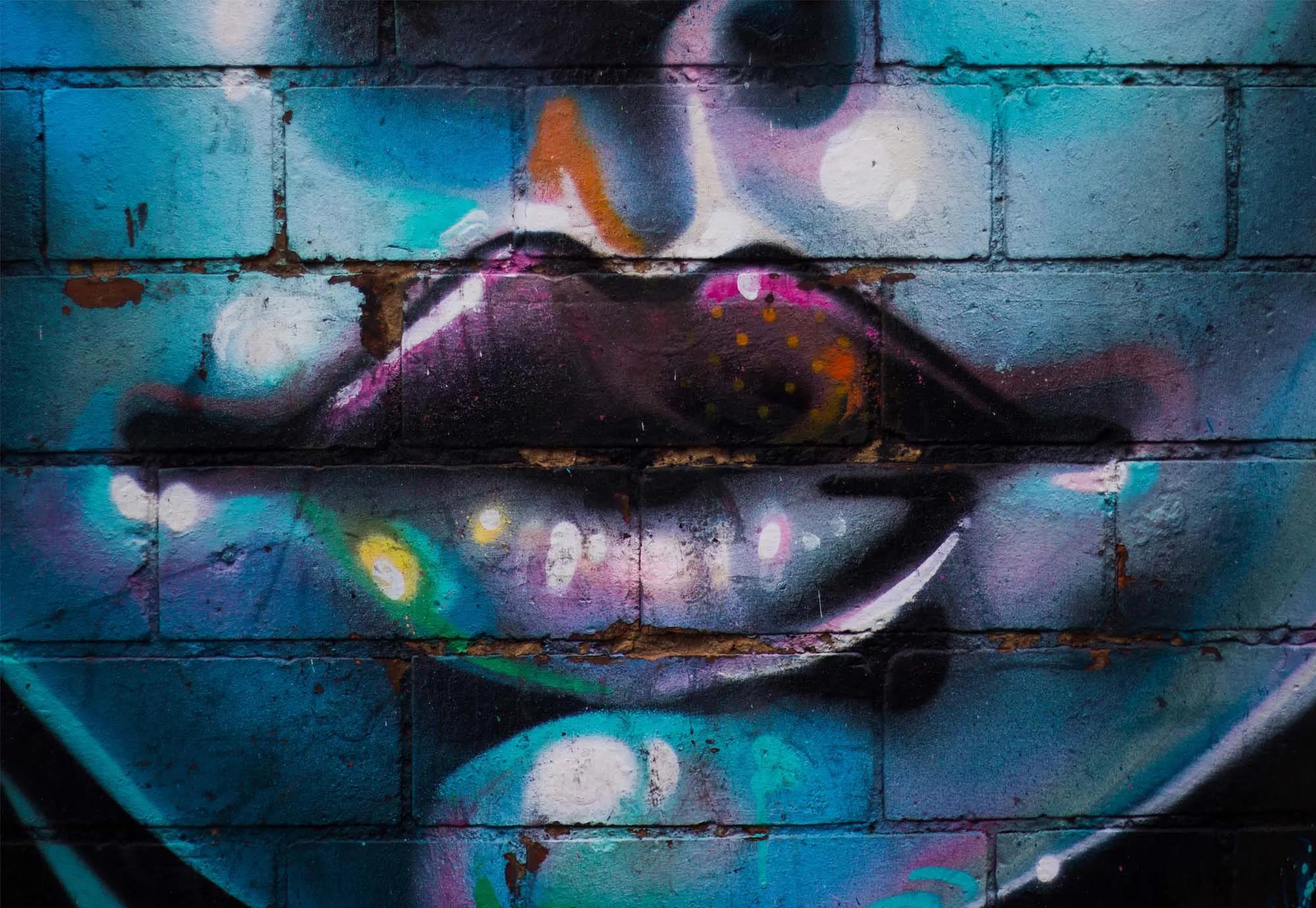 Fali poszter graffiti stílusban női száj mintával