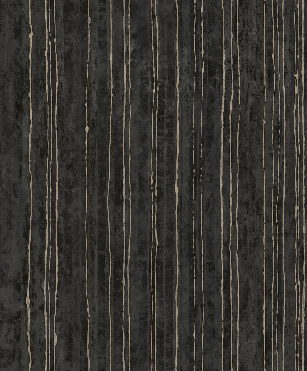 Fekete színű luxus tapéta fémhatású csíkokkal