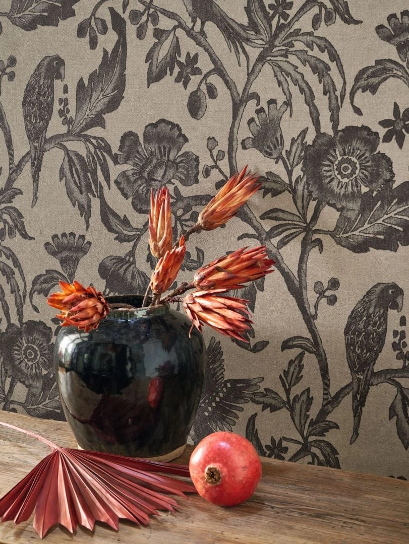 Fekete virág és madár mintás szürkés bézs vinyl dekor tapéta