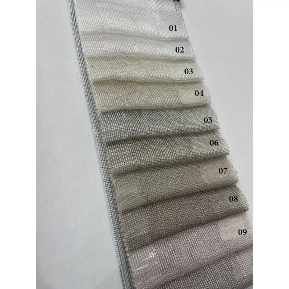 Fényáteresztő függöny textil rácsos mintával