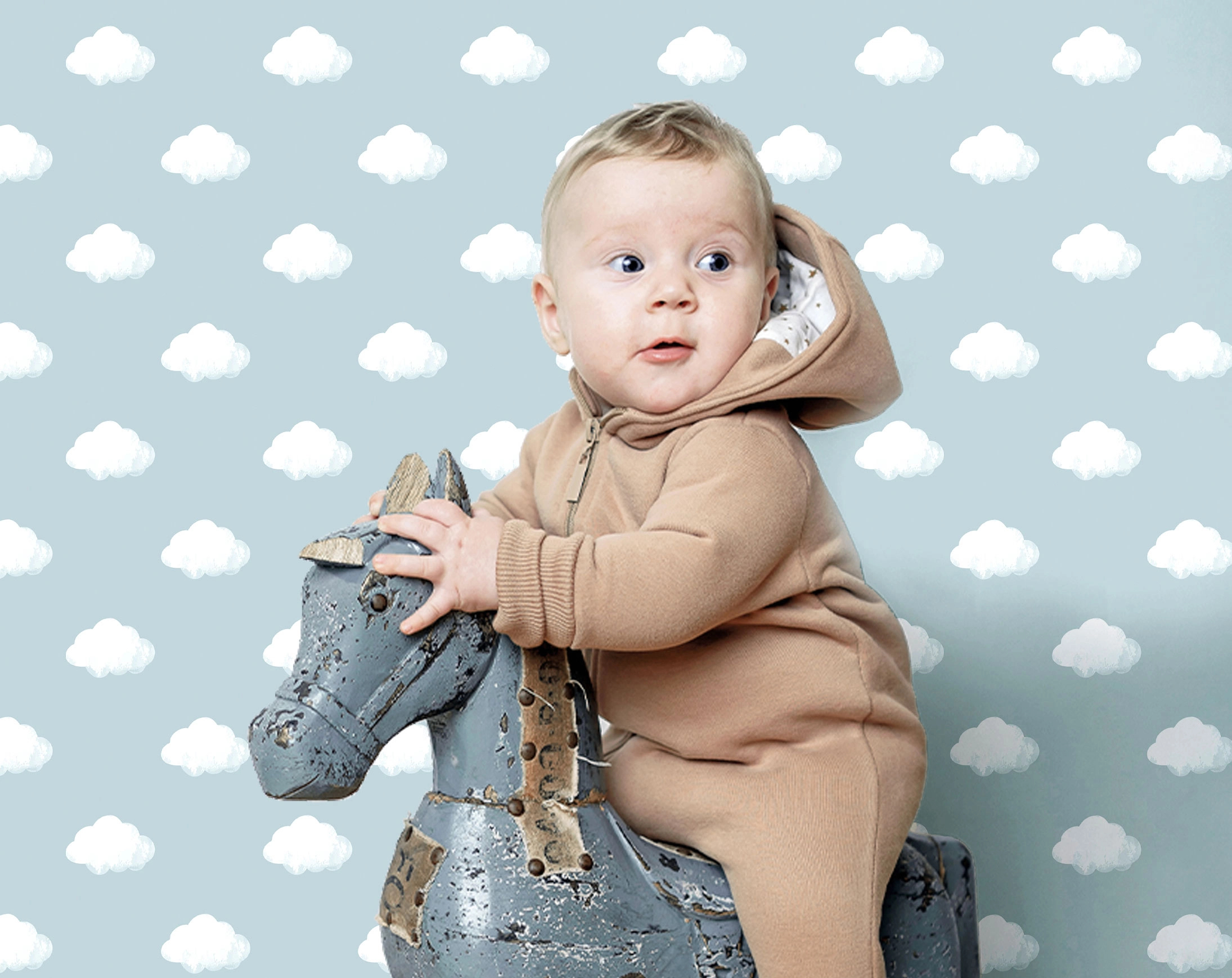 Gyerek dekor tapéta felhő mintával kék színben