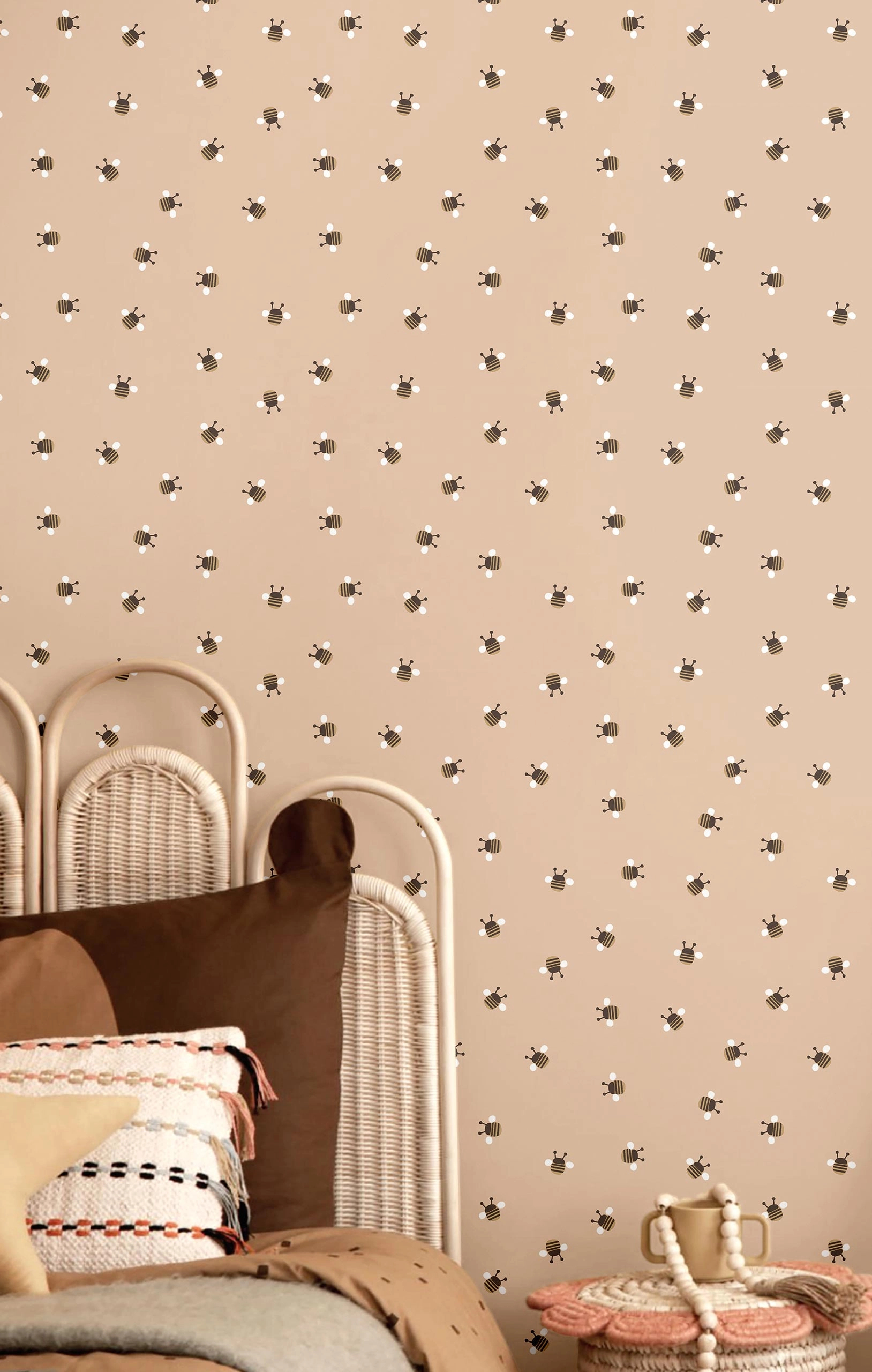 Gyerek dekor tapéta méhecske mintával barna színben