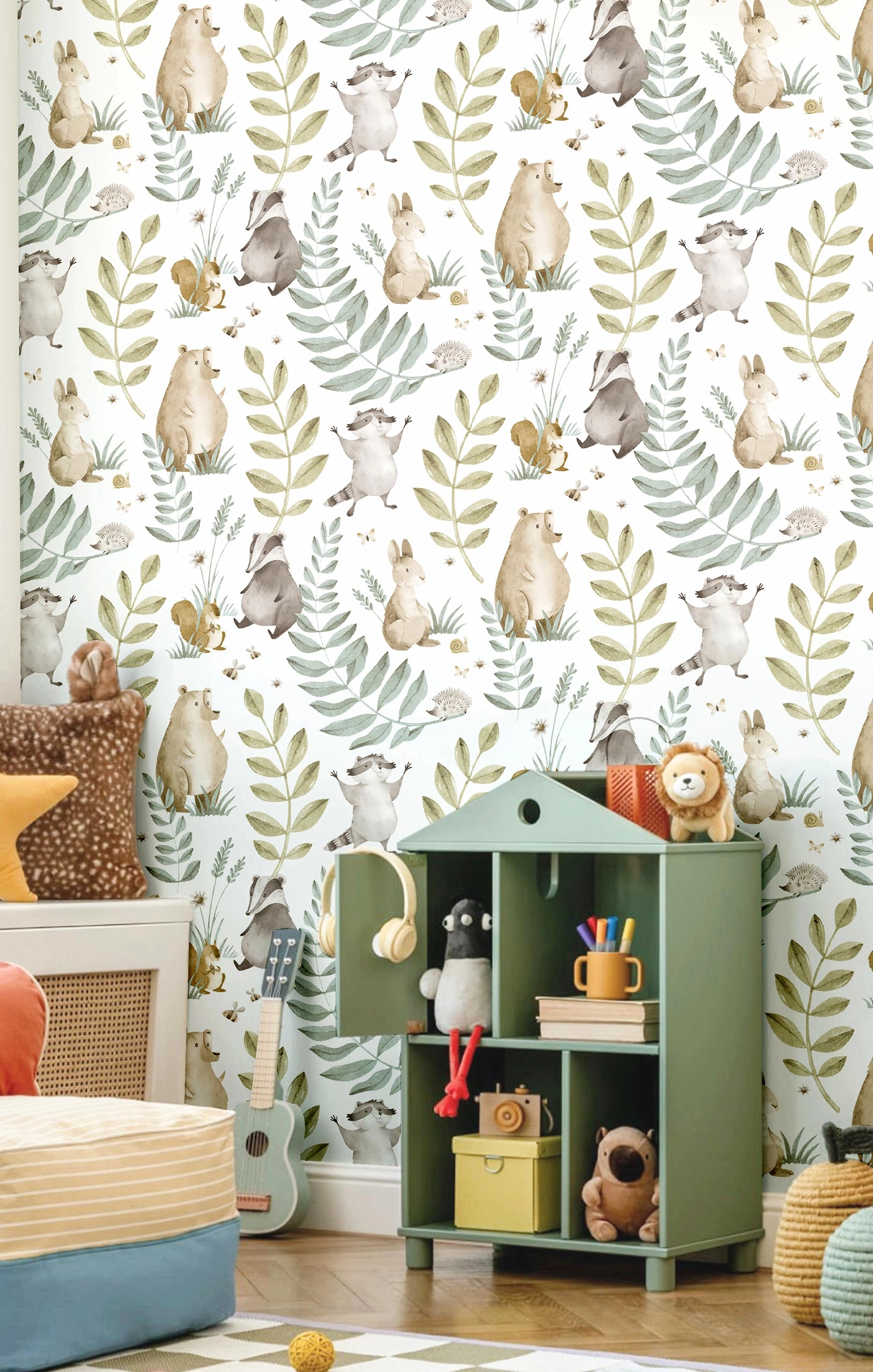 Gyerek dekor tapéta mosómedve és borz mintával kék és zöld színben