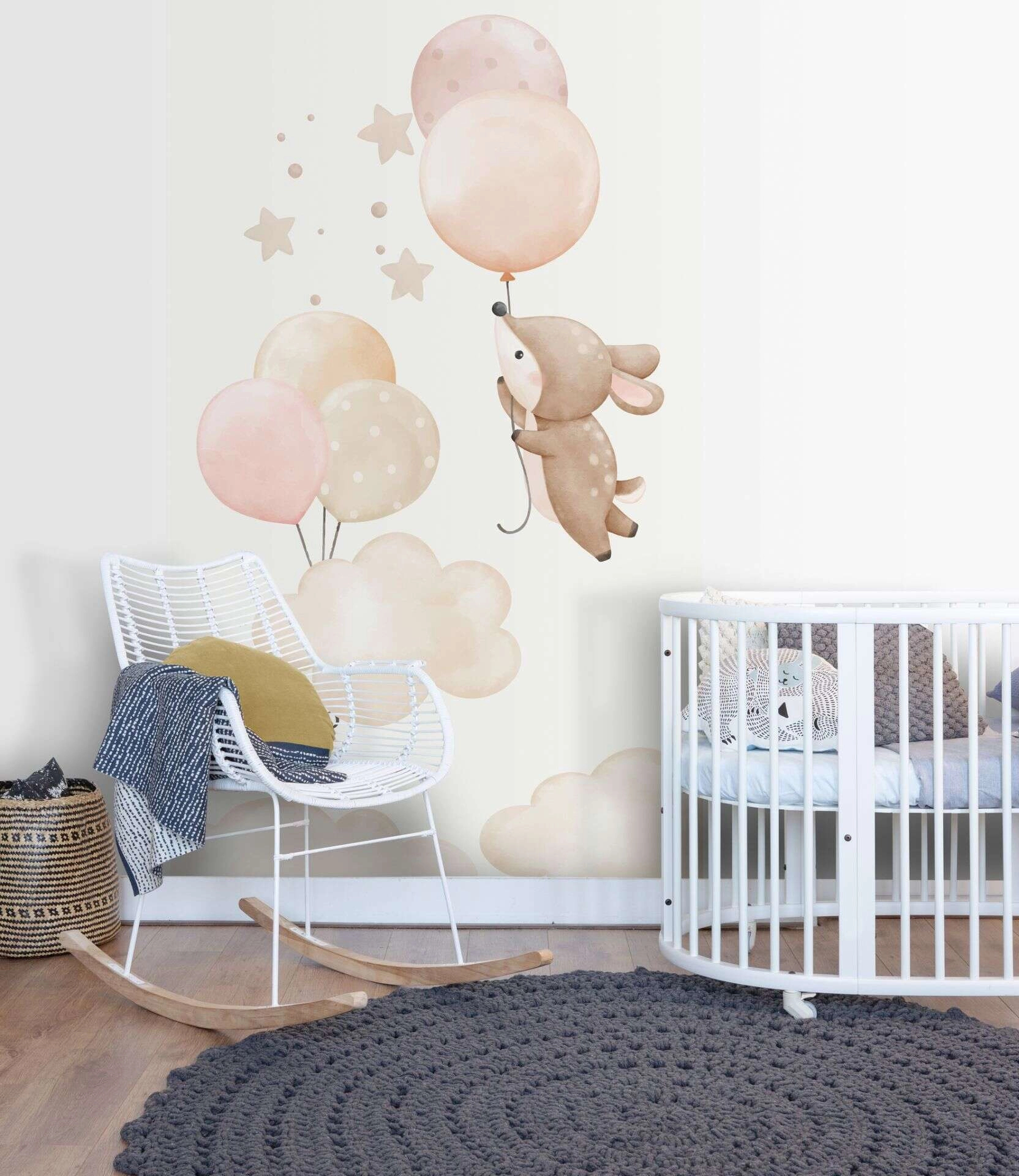 Gyerek fotótapéta őzike lufikkal minta