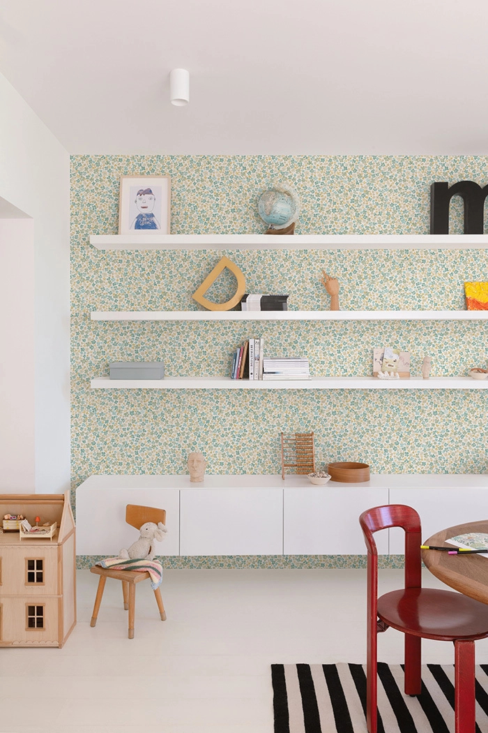 Gyerek tapéta apró kék zöld virág mintával vinyl mosható