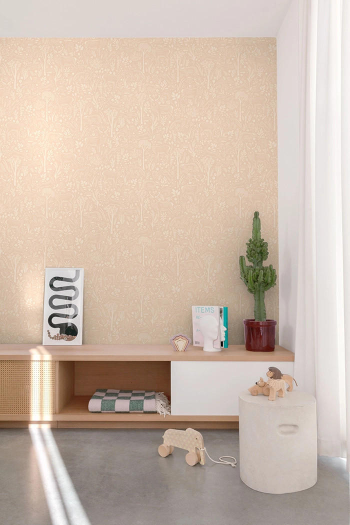 Gyerek tapéta skandi stílusban erdei állat mintával