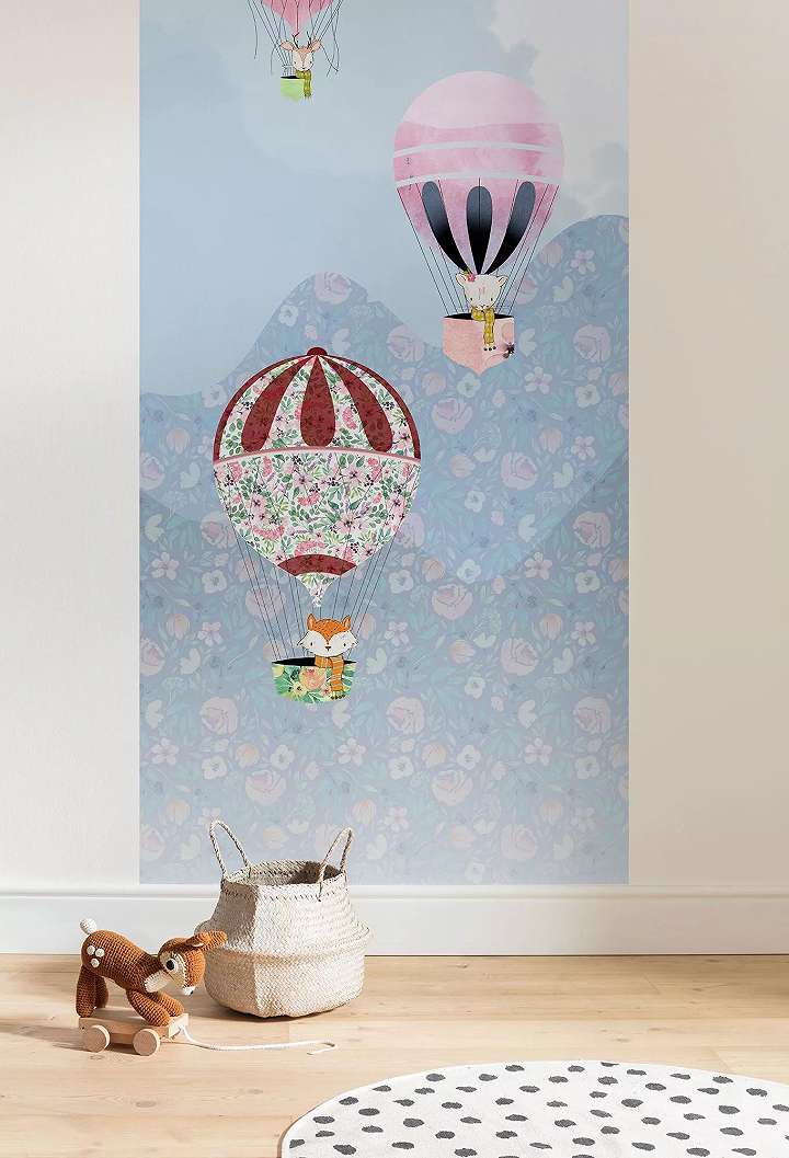 Kedves állat és légballon mintás vlies fali poszter gyerekszobába