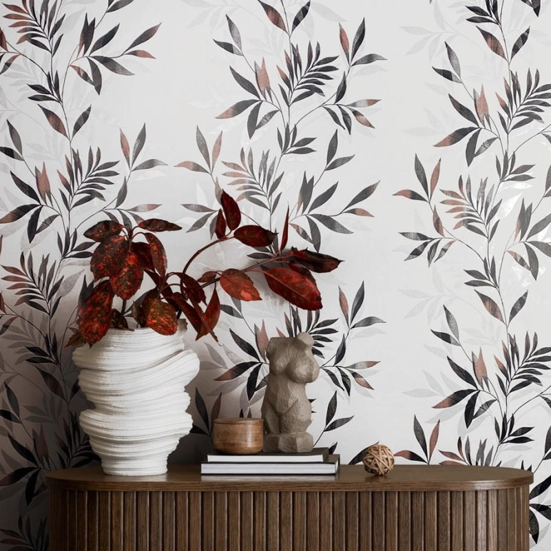 Leveles inda mintás fekete, barna és fényes ezüst színű elegáns design tapéta