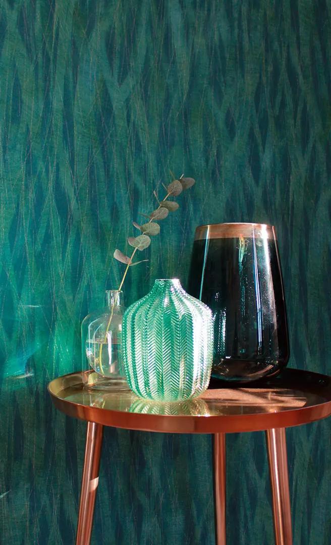 Modern design tapéta csíkos mintával kék, arany metálos színekkel