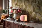 Modern levél mintás design tapéta enyhén fényes beige és zöld színvilágban