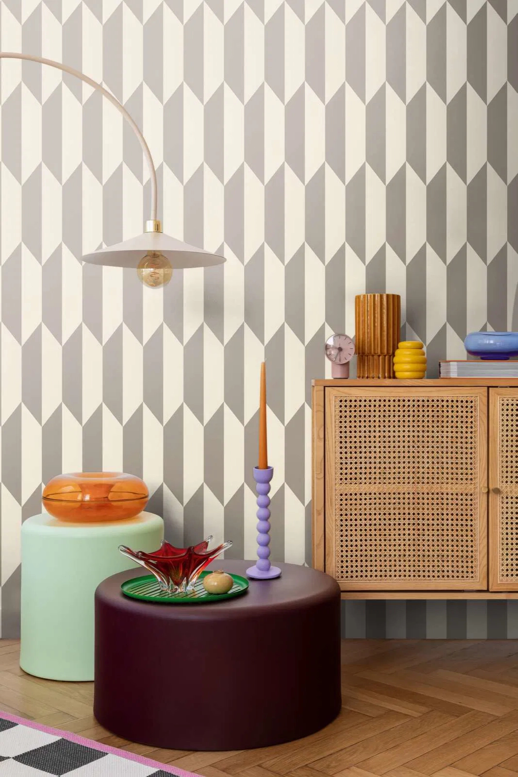 Mosható dekor tapéta geometrikus mintával fényes ezüst és krém színben