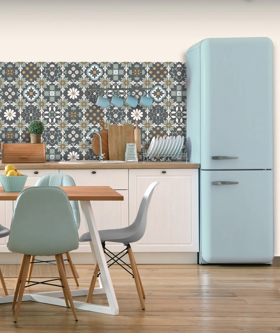 Mosható dekor tapéta klasszikus csempe mintával szürke és kék színben