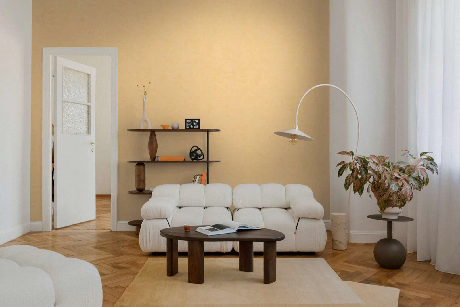 Mosható dekor tapéta koptatott mintával sárga színben