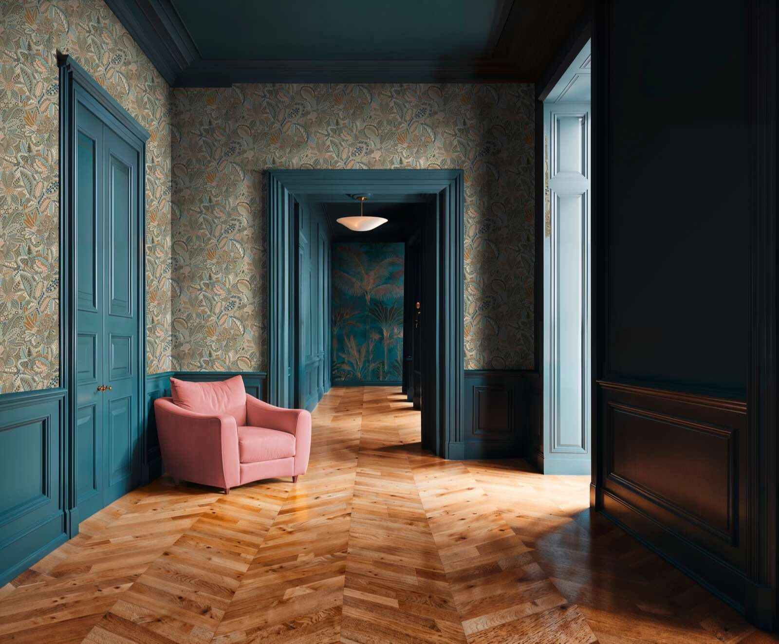 Mosható dekor tapéta pöttyözöt levél és virág mintával matt kék és terrakotta színben szürke háttéren