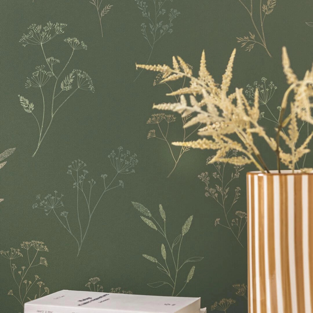 Mosható dekor tapéta stilizált vadvirágos, leveles mintával sötétzöld, krém, beige és világoszöld színekkel