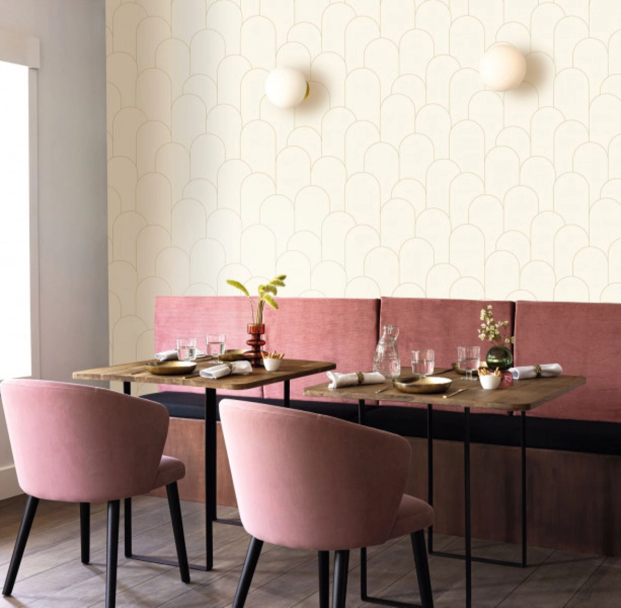 Mosható design tapéta geometrikus mintával arany és fehér színben