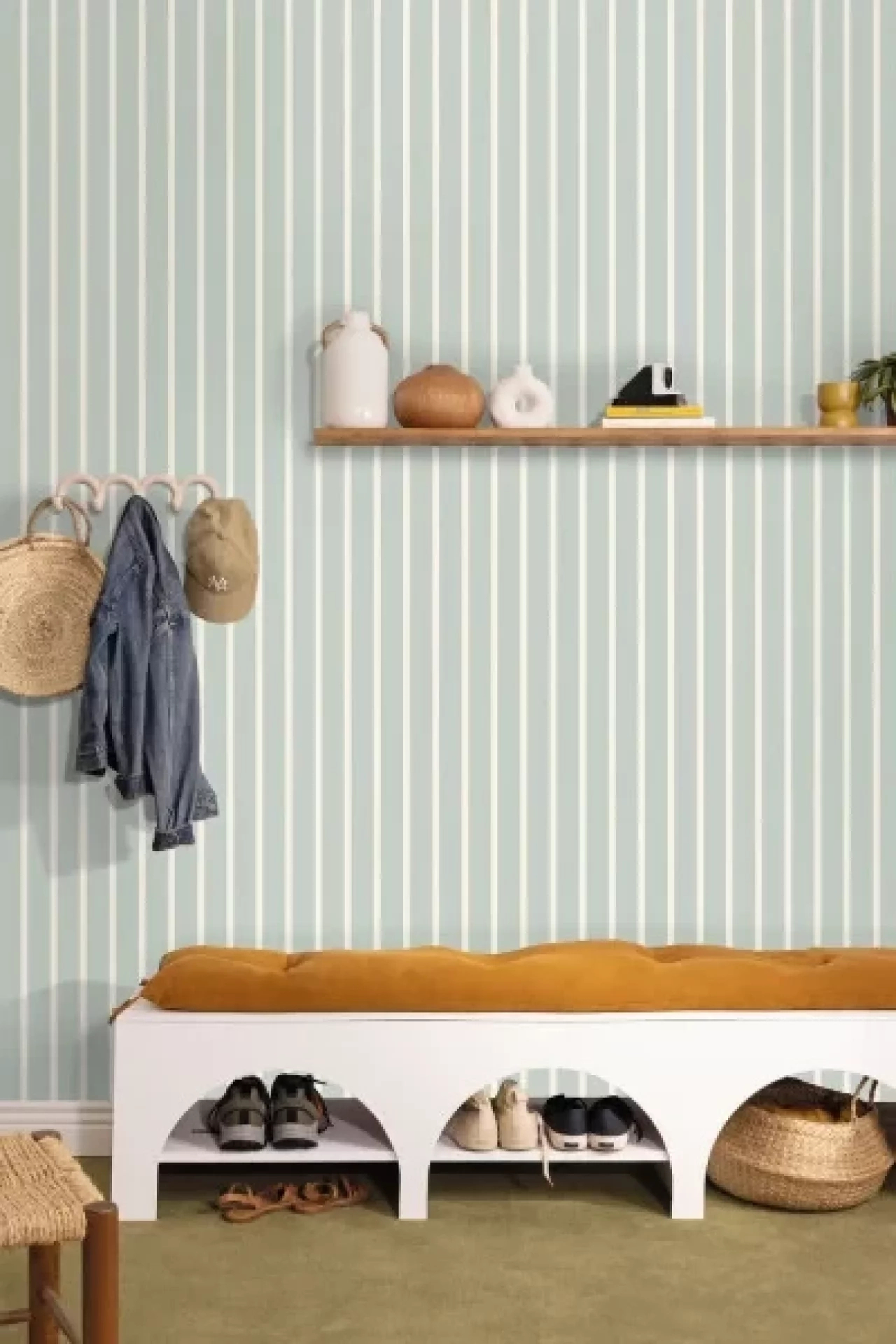 Mosható design tapéta keskeny csíkos mintával kékesszürke színben