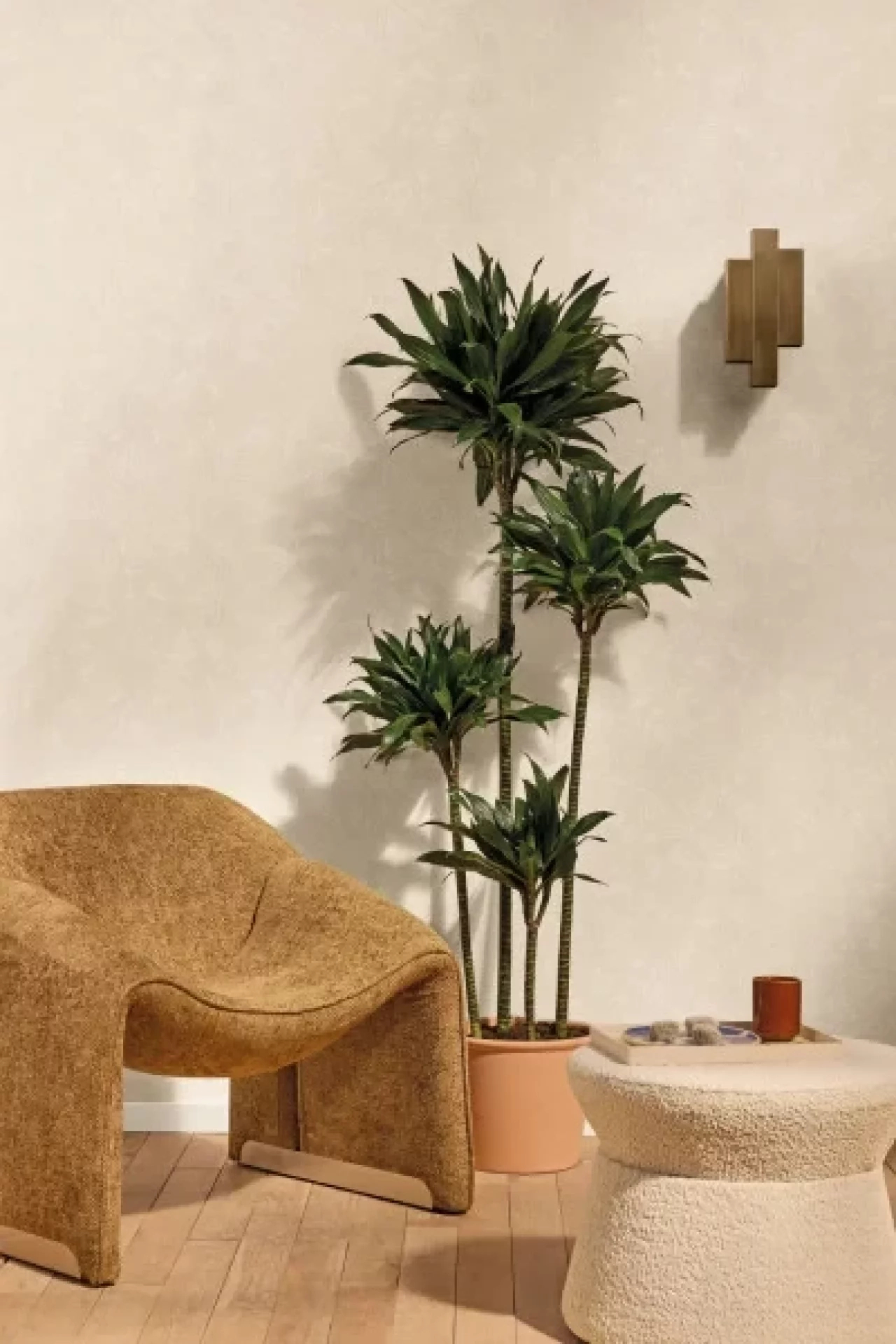 Mosható design tapéta ötszöges geometriai mintával tope színben