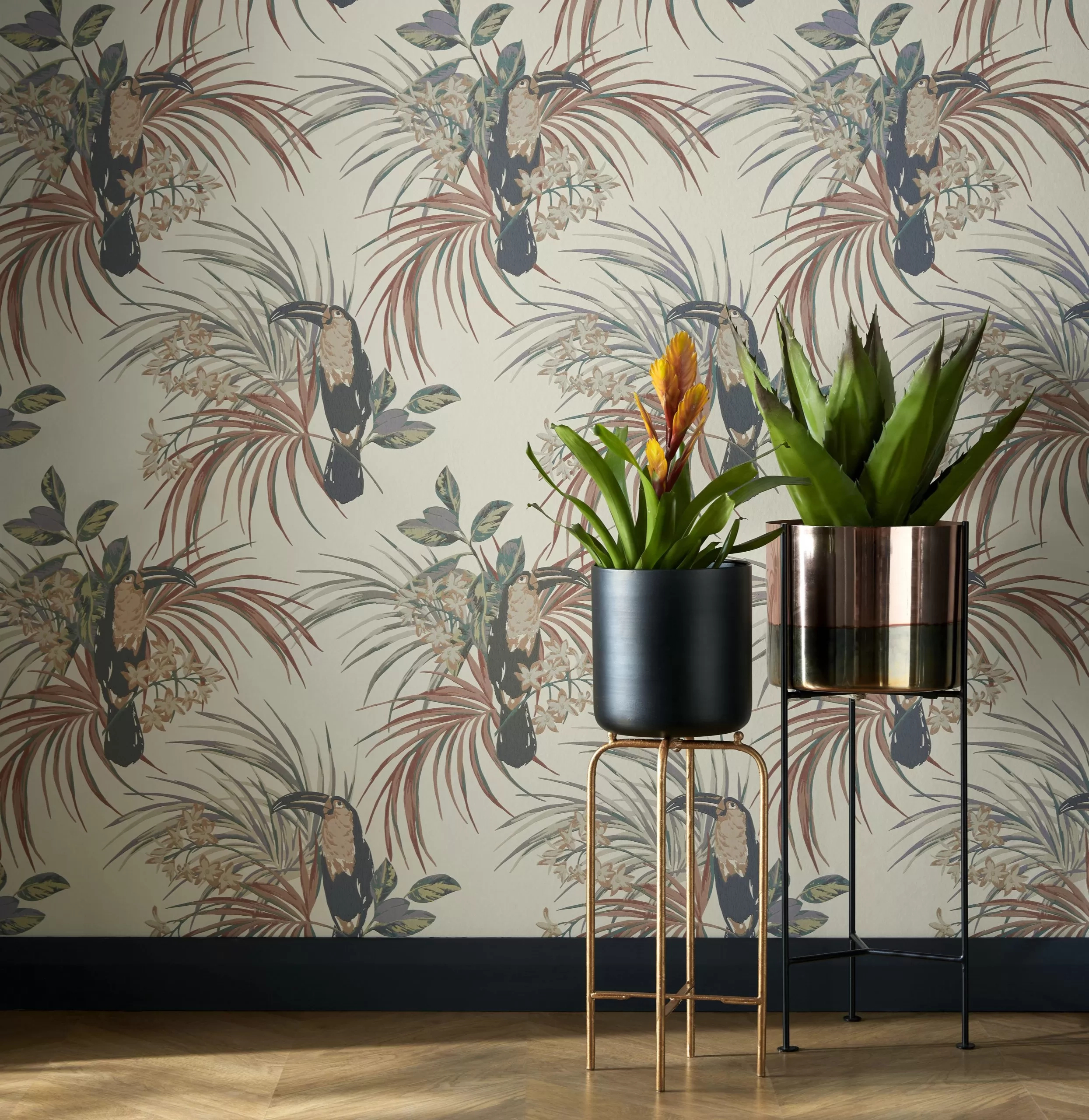 Narancs és zöld tukán madár mintás angol design tapéta