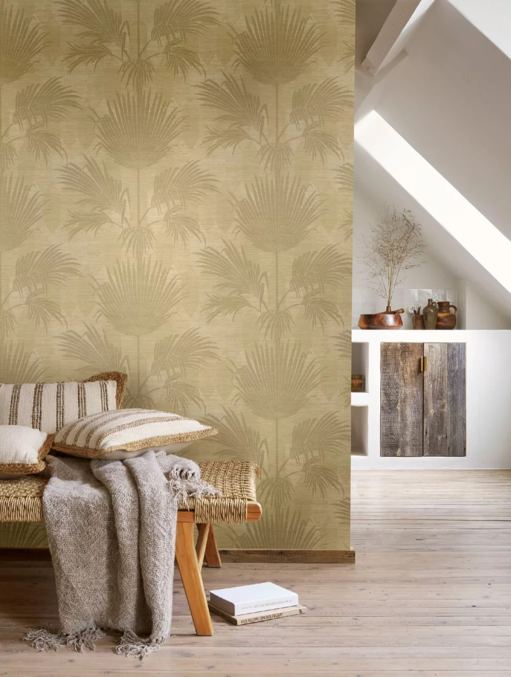 Pálma levél mintás karamell színű francia design tapéta