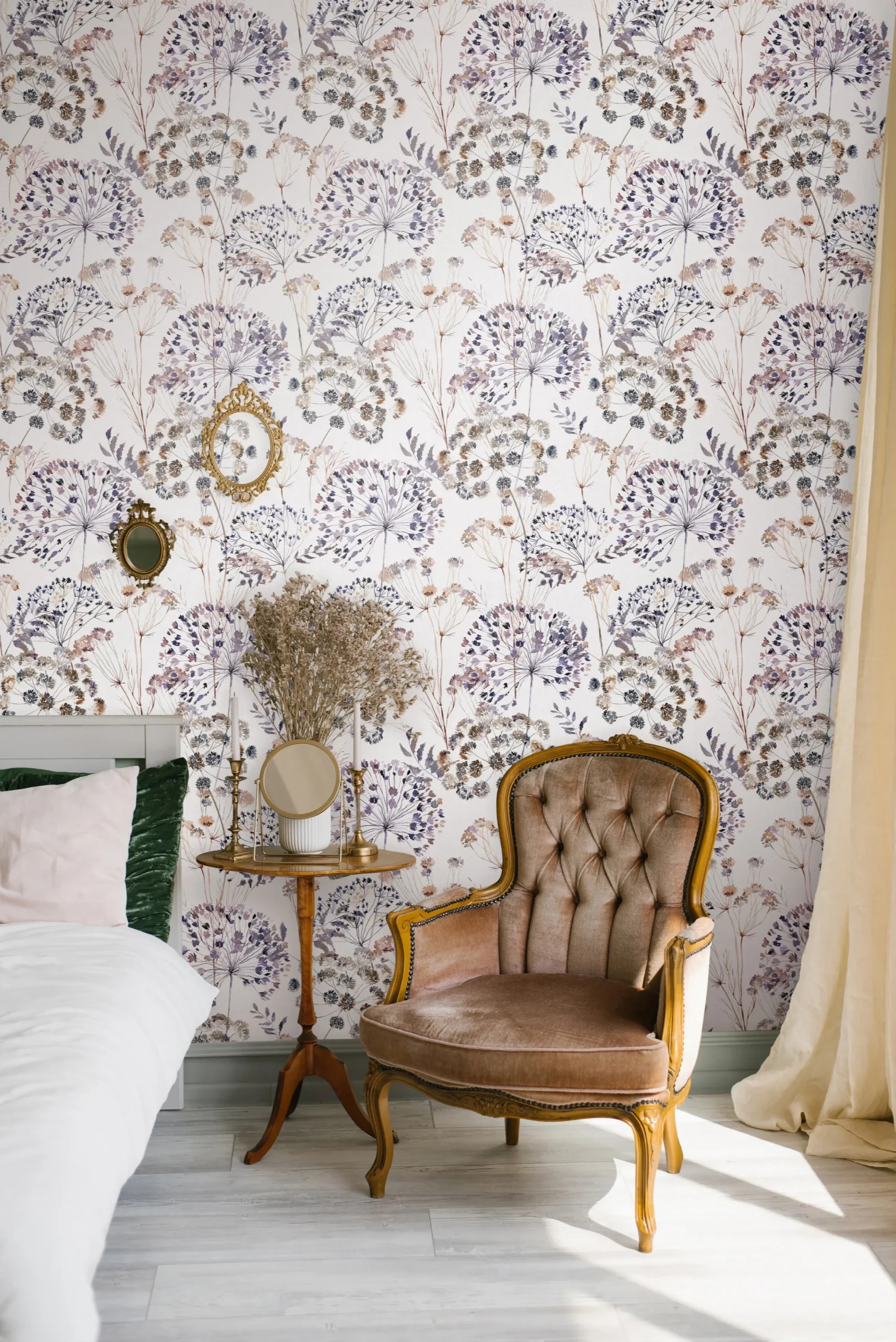 Provence lila akvarell pitypang mintás tapéta