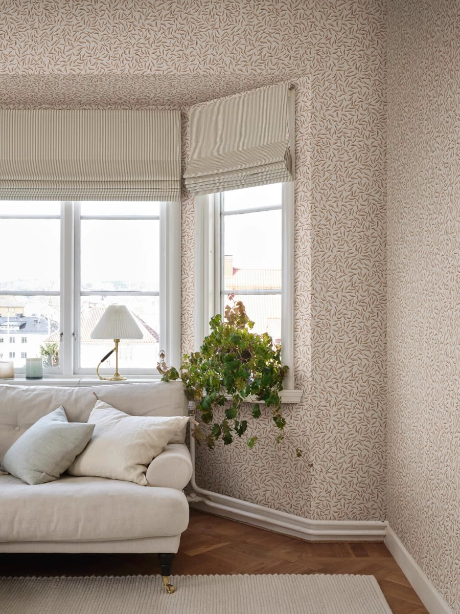 Skandináv dekor tapéta leveles mintával mogyoróbarna színben Karolina, Hazel