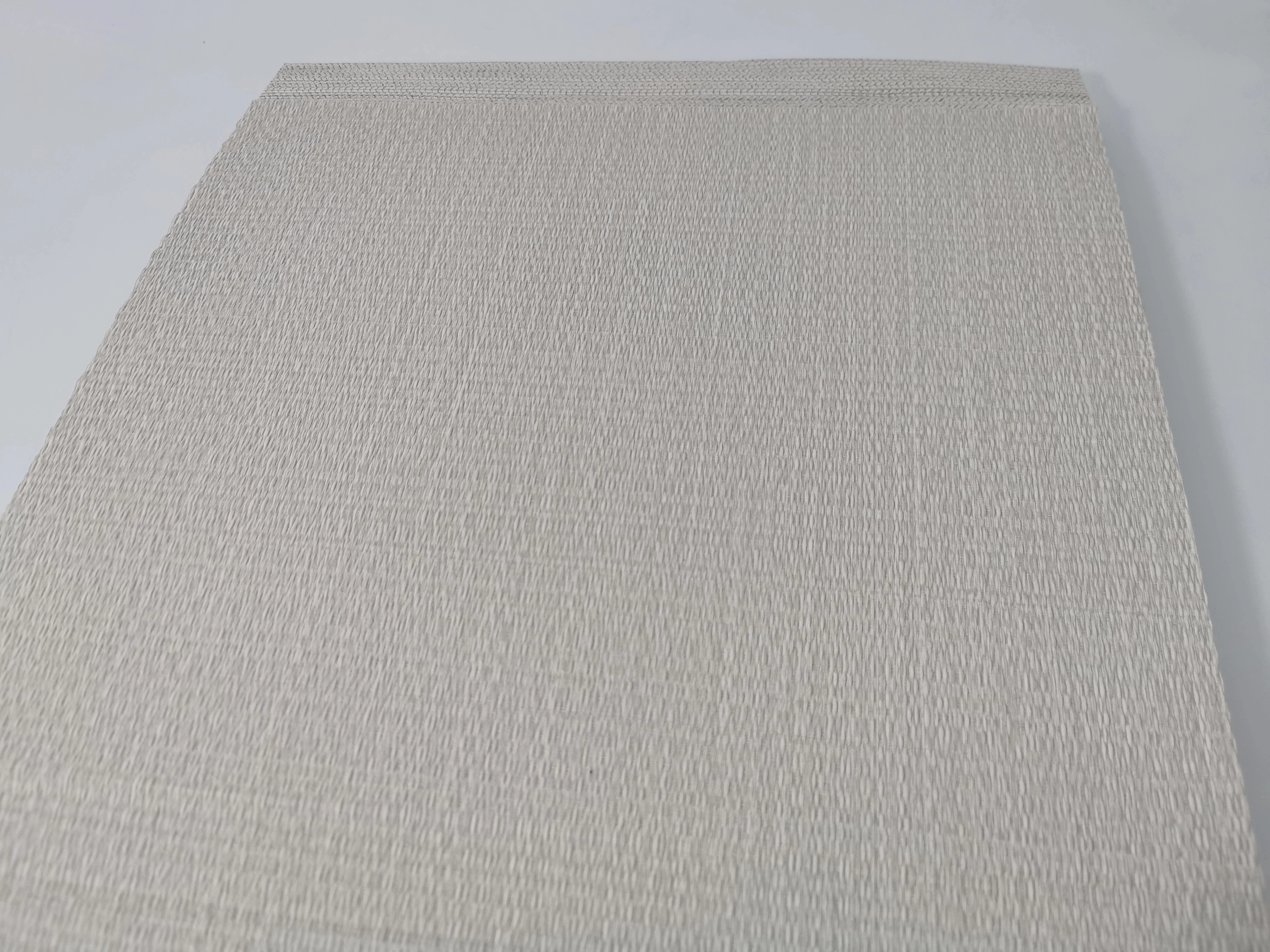 Szürkés bézs textil hatású vlies olsz design tapéta mosható
