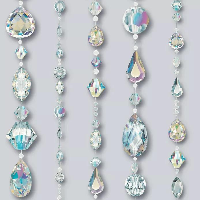Tapéta csillogó gyémánt füzér mintával glamour stílusban