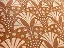Terrakotta virágmintás vlies design tapéta art deco stílusban