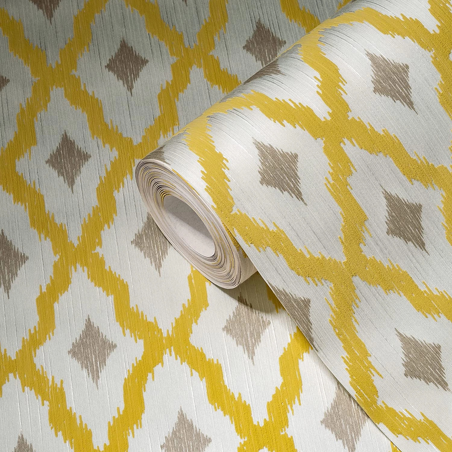 Textil tapéta fehér alapon, sárga geometriai mintával