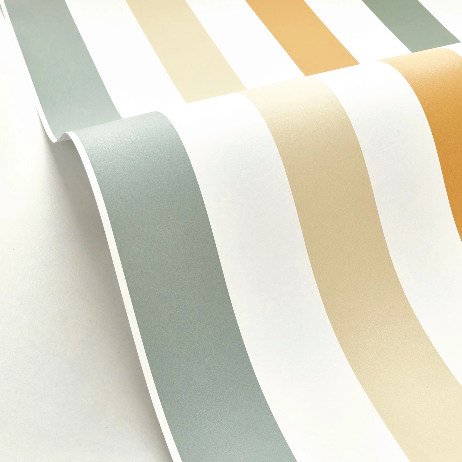 Vidám csíkos tapéta gyerekszobába