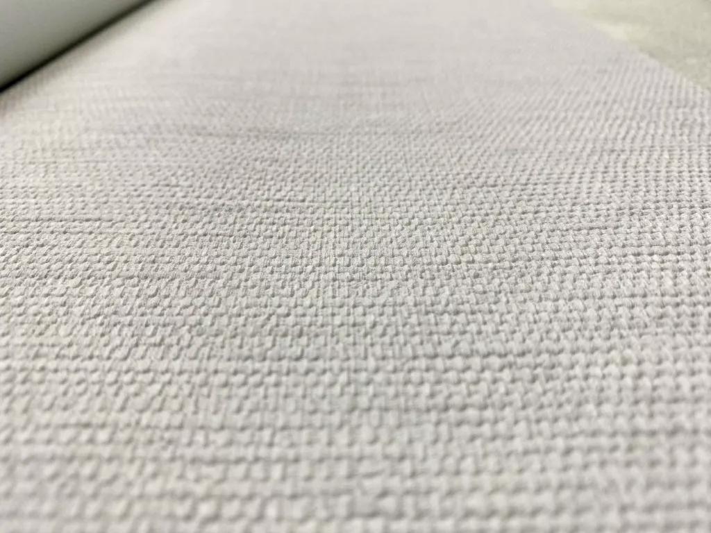 Világos szürke textil hatású vlies design tapéta